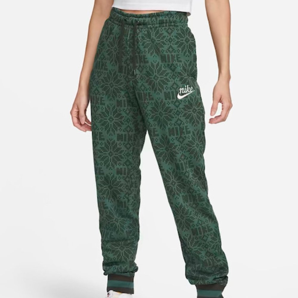 Nike Sportswear Club Fleece Pants, Women, Holiday color Noble Green, Small